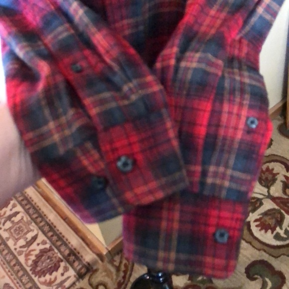 WOOLRICH size XL Classic plaid BARN CHORE shirt Soft 100% cotton Red Gray Button - Picture 10 of 15